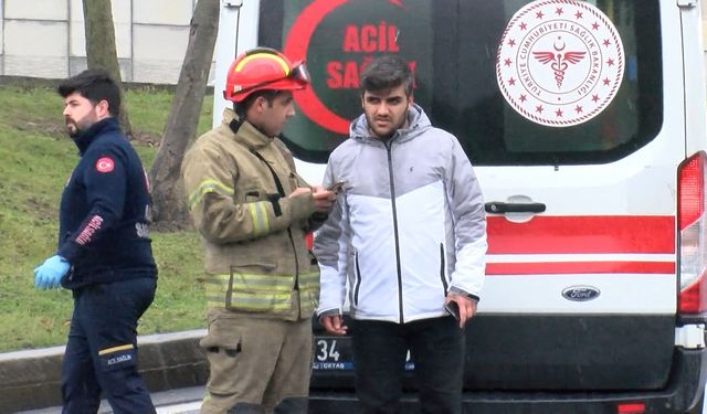 Başakşehir'de Kaldırıma Çarpan Araç Takla Attı