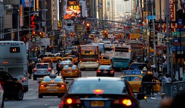 New York'ta Trafik Yoğunluğu Ücreti Dönemi Başladı