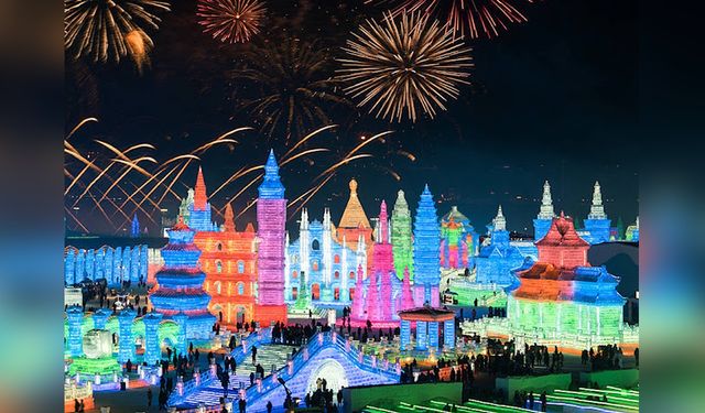 Harbin'de 41. Uluslararası Buz ve Kar Festivali Kapılarını Açtı