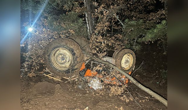 Uşak'ta Traktör Devrildi: İki Kişi Hayatını Kaybetti