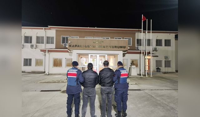 Aydın'da Kaçak Göçmen Operasyonu: 30 Göçmen ve 2 Organizator Ele Geçirildi