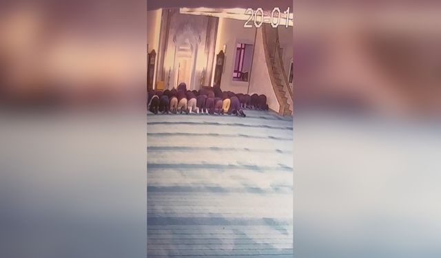 Gaziosmanpaşa'da Namaz Sırasında Kalp Krizi Geçiren Adam Hayatını Kaybetti