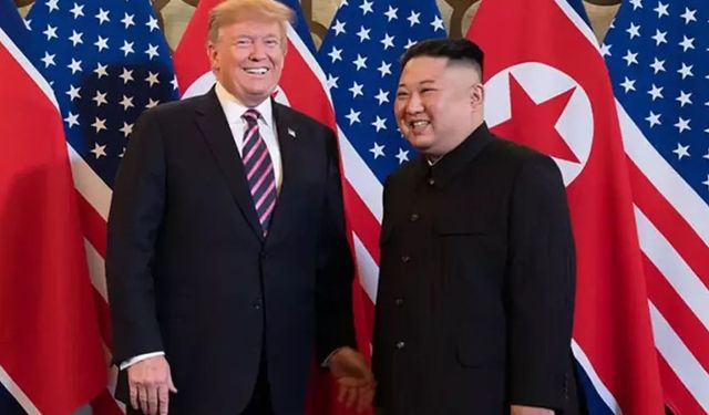 Trump ve Kim'in Görüşmesi Bekleniyor