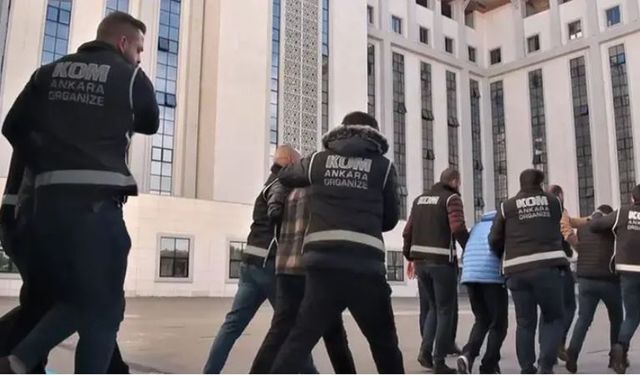 Polislerin Yurt Dışı Yasağı Kaldırıldı