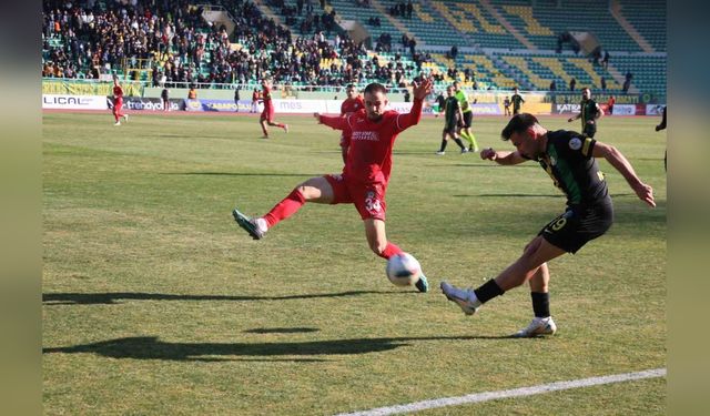 Şanlıurfaspor ve Çorum FK Beraberlikte Kaldı