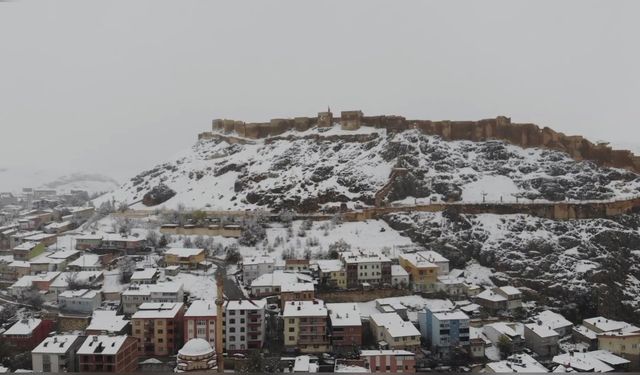 Bayburt'ta Soğuk Hava Rekoru: Termometreler Eksi 16 Dereceyi Gördü