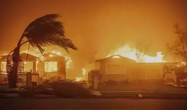 Los Angeles'ta Yangınların Ardından Tehlikeli Atık Temizliği Başlatıldı