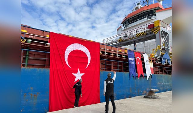 Gazze İyilik Gemisi Mısır'a Varış Yaptı