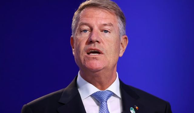 Klaus Iohannis, Romanya Cumhurbaşkanlığı görevinden ayrıldı