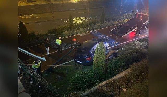 Kağıthane'de Alkollü Sürücü Köprüden Dereye Düştü