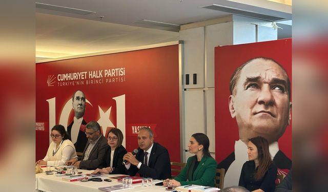 Özçağdaş: CHP, Türkiye'nin Tek Demokratik Değişim Partisi