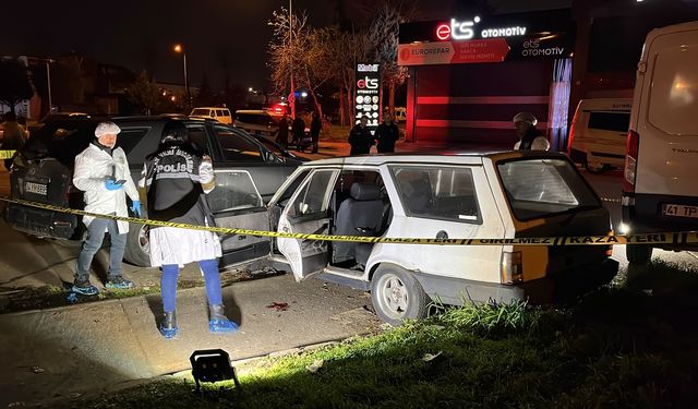 Otomobildeki Ceset Olayı: Başından Vurulmuş Halde Bulundu