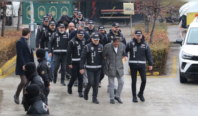 Eskişehir'de Tefecilikle Mücadele Operasyonu: 11 Kişi Gözaltında