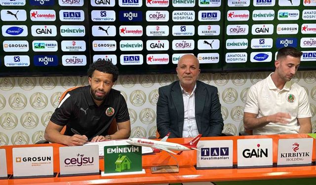 Alanyaspor'da Yeni Dönem Başladı: Toplu İmza Töreni Gerçekleşti