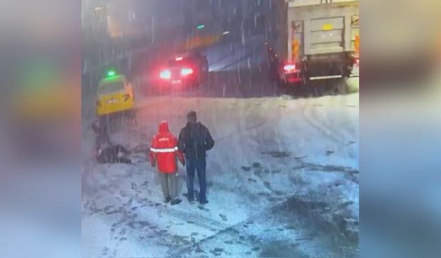 Maslak'ta İş İnsanı Bıçaklı Saldırıya Uğradı, Çalışanlar Müdahale Etti