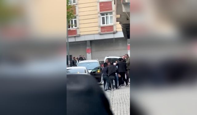 Sultangazi'de Silahlı Kavga: Çocuk Kurşunlara Maruz Kaldı