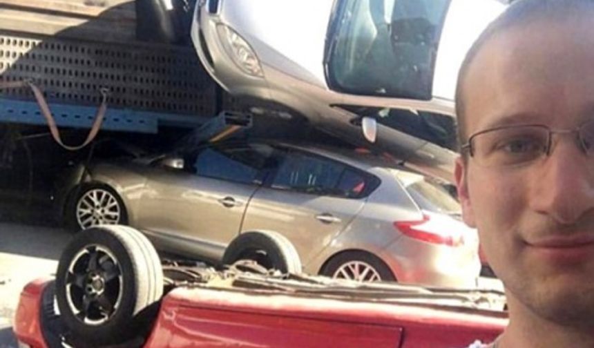 Bu nasıl alışkanlık! Kaza yapan araçlarla selfie çekip paylaşıyor