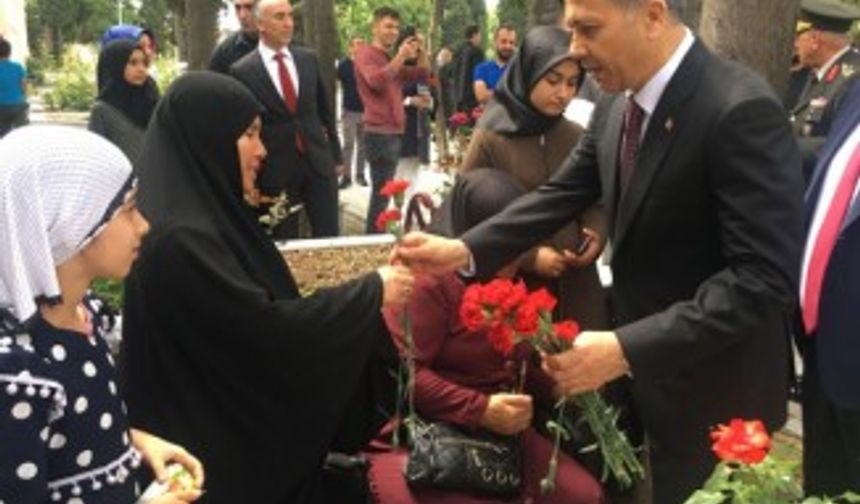 15 Temmuz Şehitliği’nde anma töreni düzenlendi