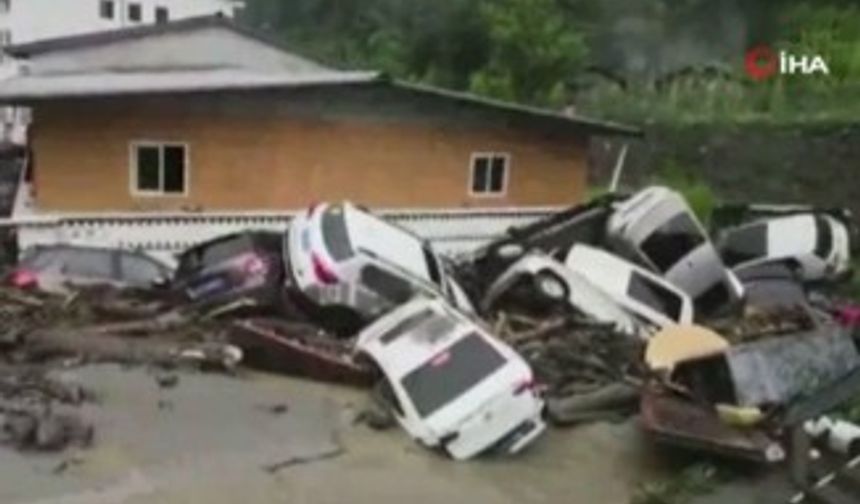 Çin’de şiddetli yağış: 96 kişi köylerde mahsur kaldı