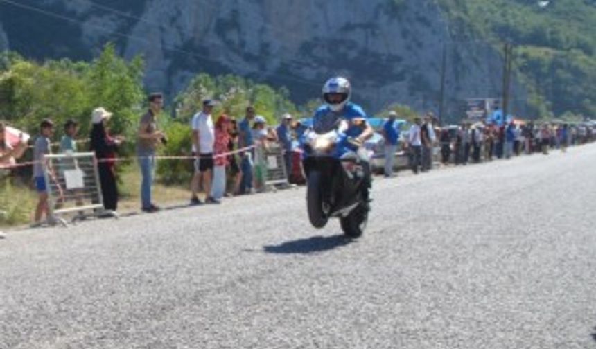 Festivalde motosiklet ve su sporları gösterileri nefes kesti