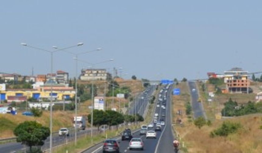 İstanbul-Tekirdağ yolunda yoğunluk başladı