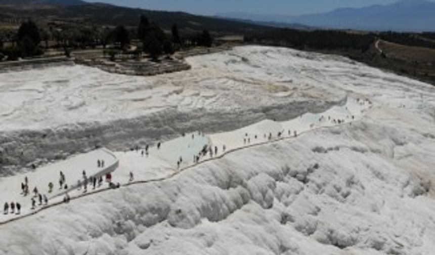 Pamukkale’de tüm zamanların rekoru kırıldı