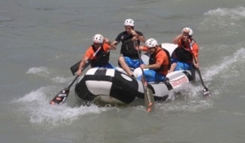 Tunceli’de Dünya Rafting Şampiyonası heyecanı