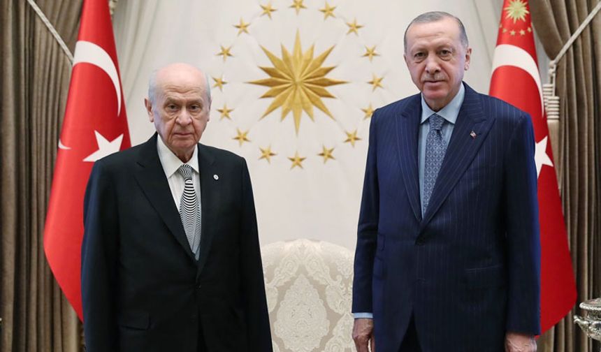 Kulisler hareketlendi: AKP ve MHP seçimlere ayrı mı giriyor?