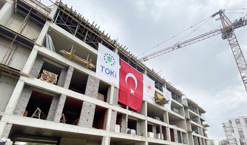 250 bin konut hamlesine başlayan TOKİ, 2019'da başlayıp bitiremediği projelerine cevap veremiyor!