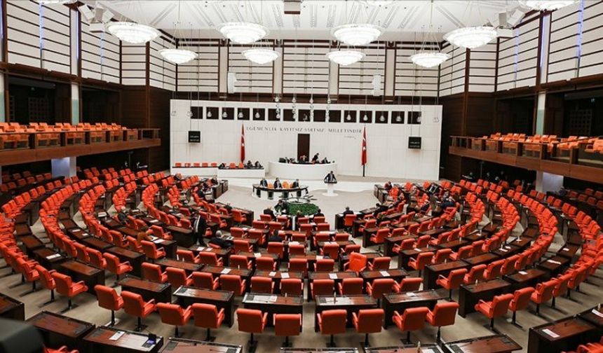 AKP, anayasanın 5 maddesinde değişiklik hazırlığı yapıyor. Detaylar belli oldu