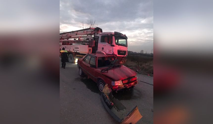 Küçük Şoförün Kazası: Kamyon ile Çarpışma Sonucu Yaralılar Var