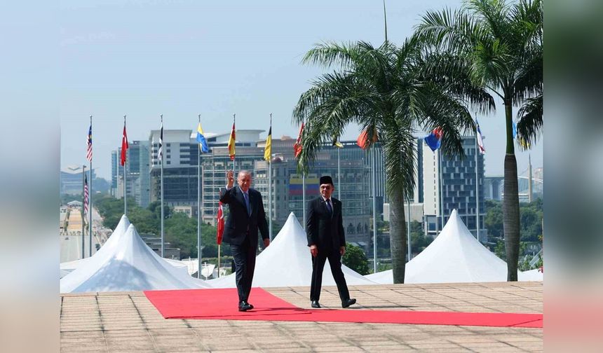 Cumhurbaşkanı Erdoğan ve Malezya Başbakanı İbrahim Görüşmesi