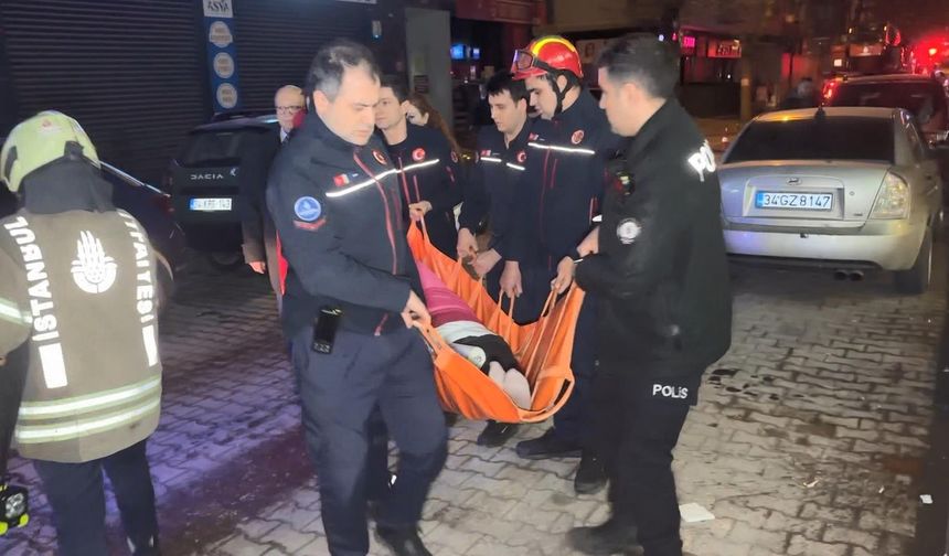 Avcılar'da Aile Dramı: Baba Hayatını Kaybetti, Anne Kalp Krizi Geçirdi