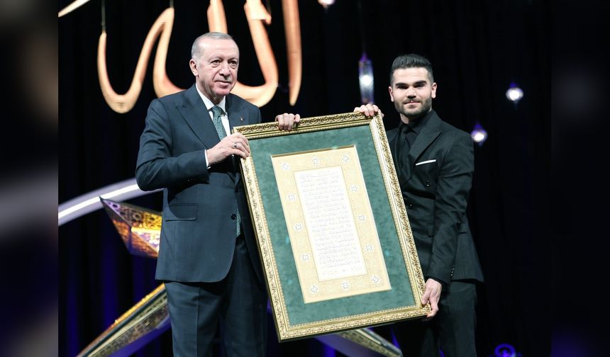 Cumhurbaşkanı Erdoğan'dan Sert Eleştiriler