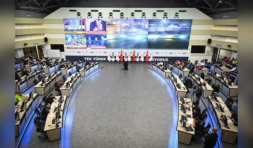 Bakan Kacır, Gelişmeleri Yakından Takip Ediyor