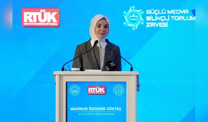 Bakan Tekin: Medya Okuryazarlığı Çocuklukta Başlamalı