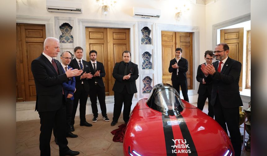 YTÜ AESK, ICARUS Yarış Aracını Vali Gül’ün Katılımıyla Tanıttı