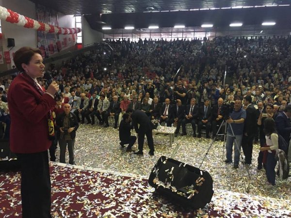 Adım Adım Meral Akşener'in İl Ziyaretleri